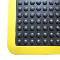 Close up Anti-Fatigue Bubblemat Black and Yellow Mats