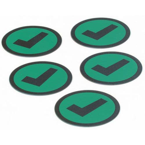 Set of five green magnets with tick icon - Smit Visual