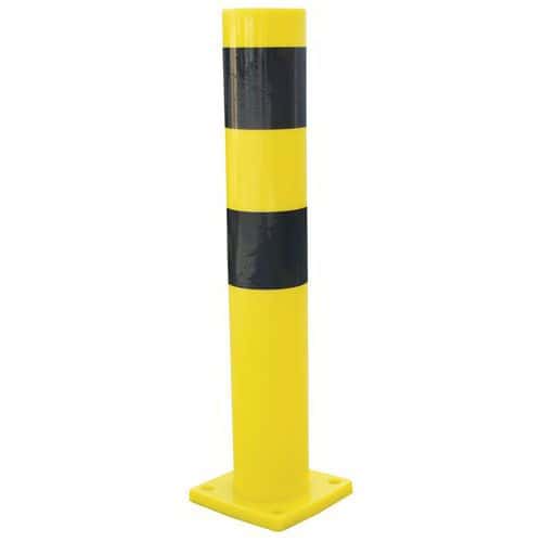 Flexible barrier post