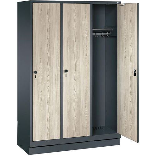 Évolo wooden-door locker - 2 and 4 columns- Width 400 mm - On base