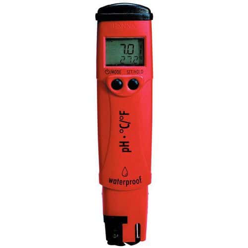 Waterproof pH tester with compensation and temperature display pHep 4