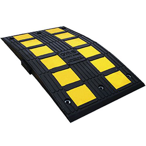 Safety Rider® centre section rubber speed bump - Justrite