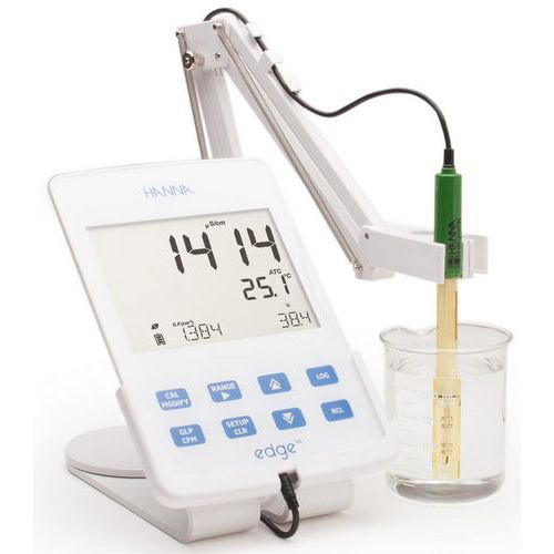 Tablet-style advanced conductivity meter - Hanna Instruments