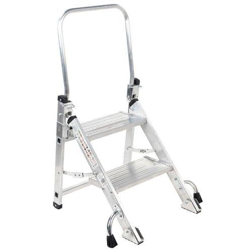 Professional Aluminium Stepladder - 2,3 & 4 Wide Steps - Manutan Expert