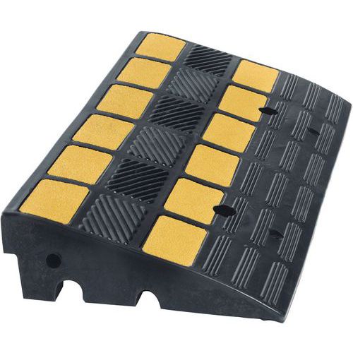 Yellow/Black Heavy Duty Kerb Ramp