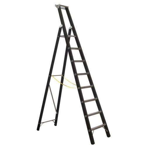 Heavy Duty Step Ladder | Aluminium Plaform Ladders | Manutan UK